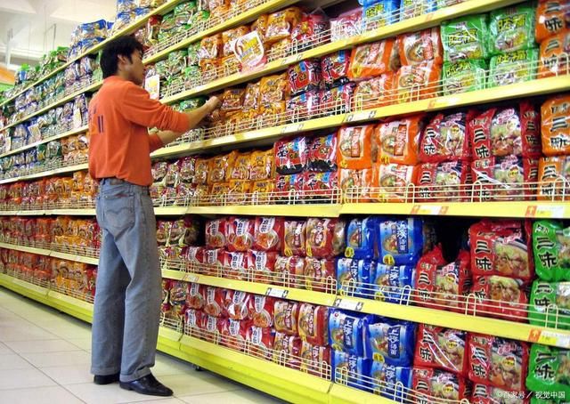 方便食品進(jìn)入熱銷(xiāo)時(shí)期，供不應(yīng)求狀況持續(xù)